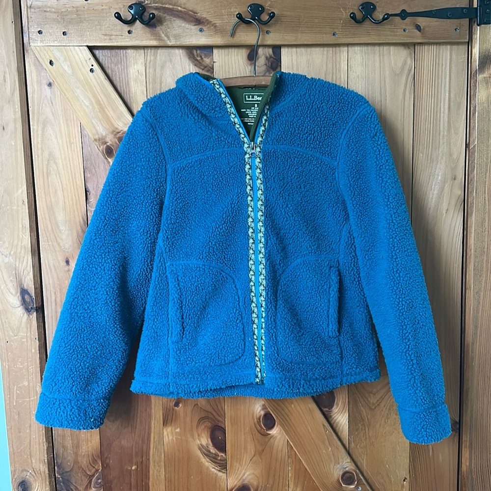 Blue L.l.Bean fleece jacket size small